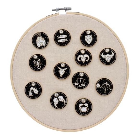 Capricorn Astrological Sign Pin - Picture 3 of 3